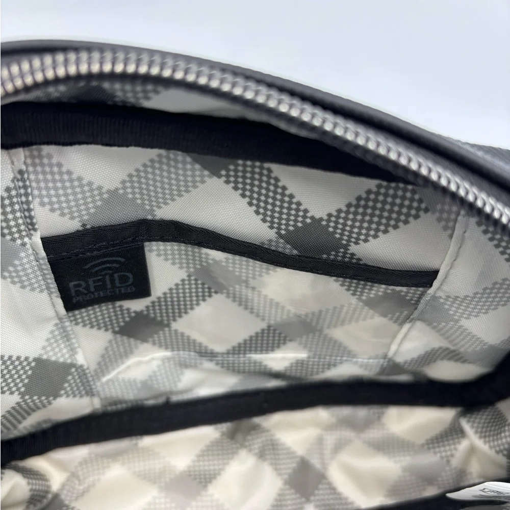 Lug black mingle matte luxe crossbody camera bag removable strap